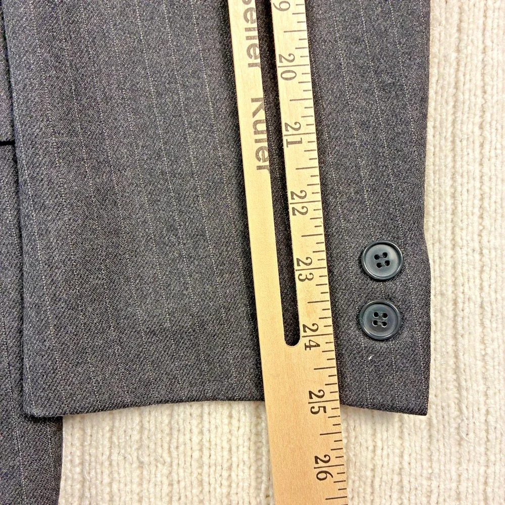 VTG Brioni Charcoal Gray Pinstripe Suit Jacket 40L 41L Italy Wool Designer